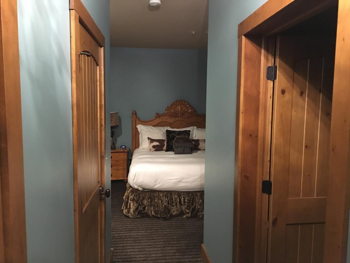 Boyne Mountain Creekside Condo Boyne Falls Экстерьер фото