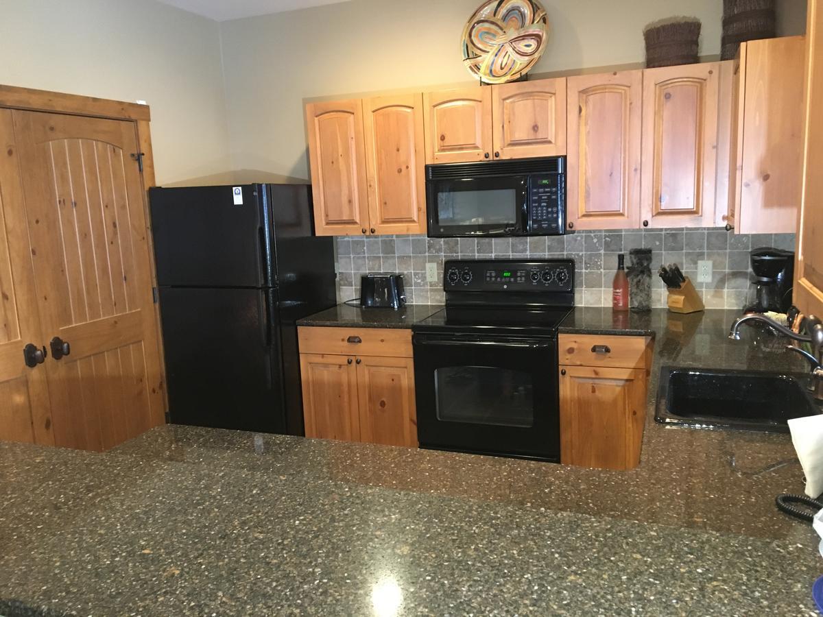 Boyne Mountain Creekside Condo Boyne Falls Экстерьер фото