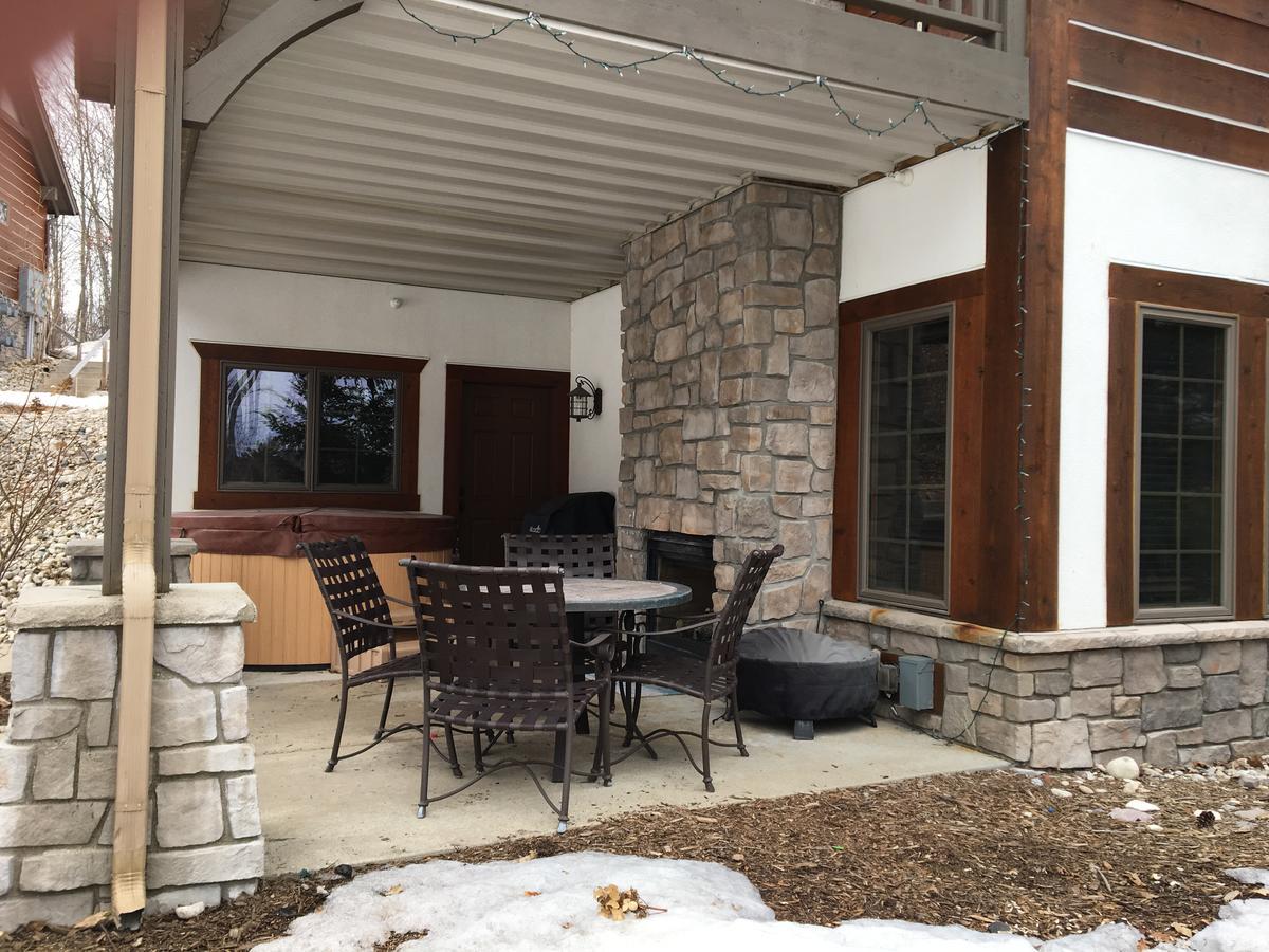 Boyne Mountain Creekside Condo Boyne Falls Экстерьер фото